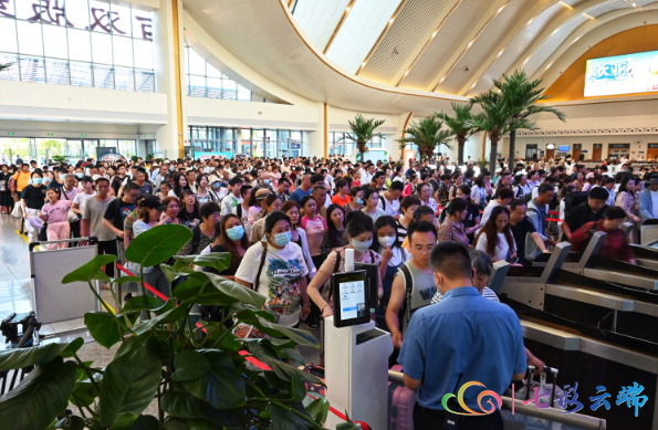 创新高！云南铁路端午小长假日均发送旅客达30万人次